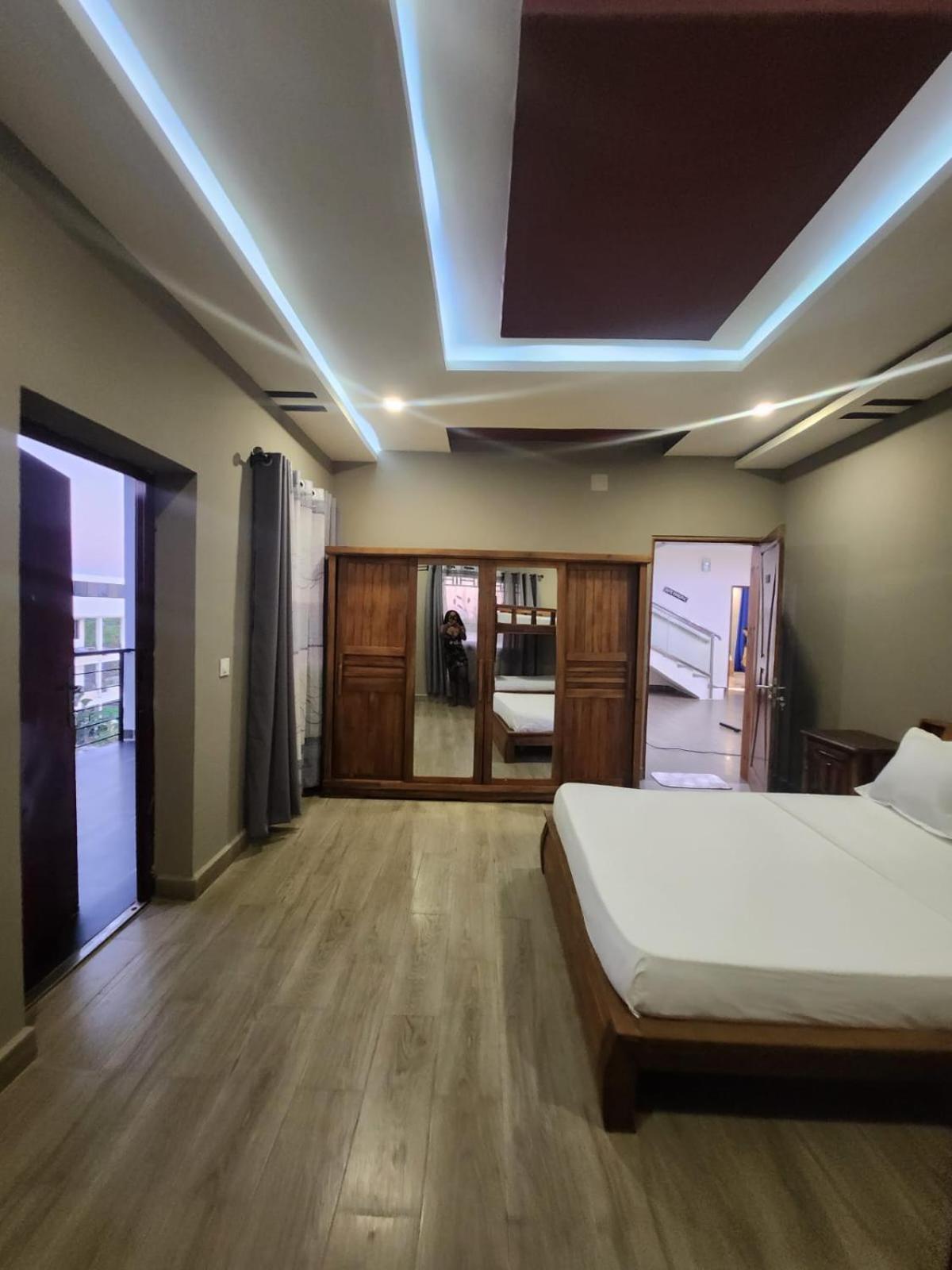 Ocean Heaven Hotel Mahajanga Exterior photo