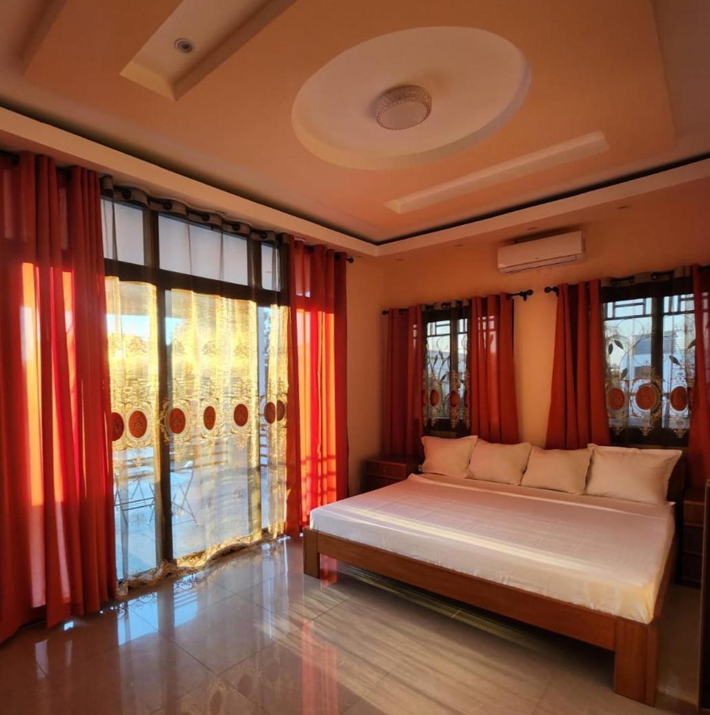 Ocean Heaven Hotel Mahajanga Exterior photo